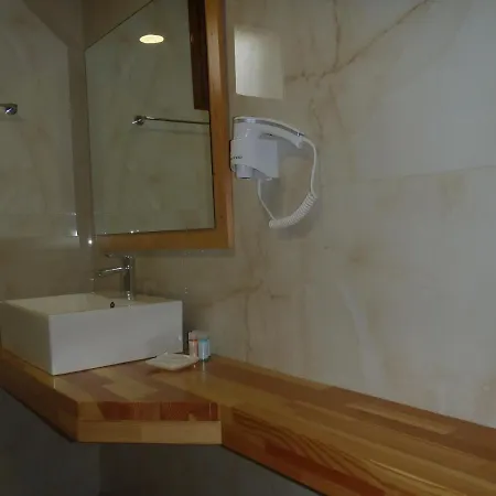 아파트 Loukas On The Waves 트라가키온