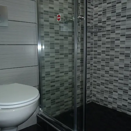 Loukas On The Waves * 트라가키온