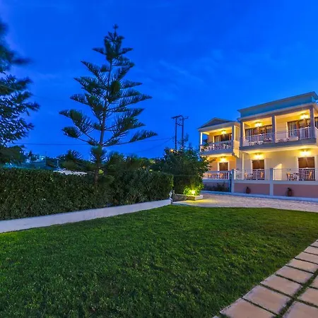 Loukas On The Waves * 查加基恩