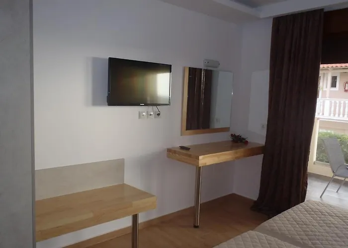 Loukas On The Waves 公寓 *