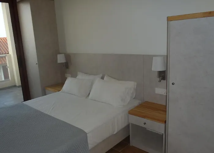 Loukas On The Waves Apartament